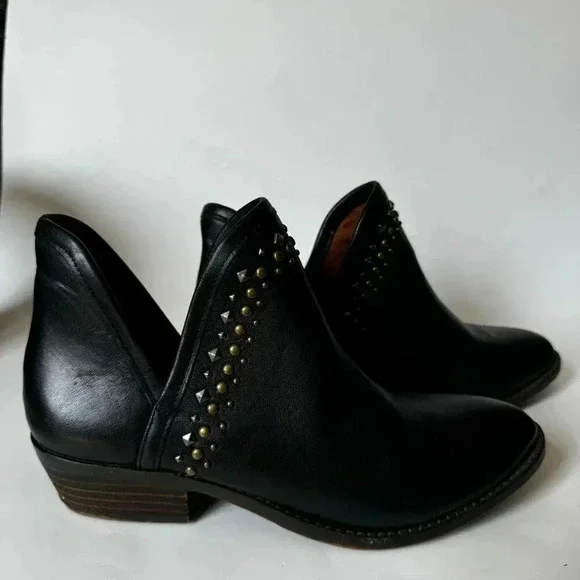 Lucky Brand Kendy Studded Bootie (Women)LEATHER | kendy bootie SIZE 7.5 - Picture 5 of 9